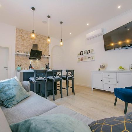 Arcus Apartment With Beautiful Terrace Split Exterior foto